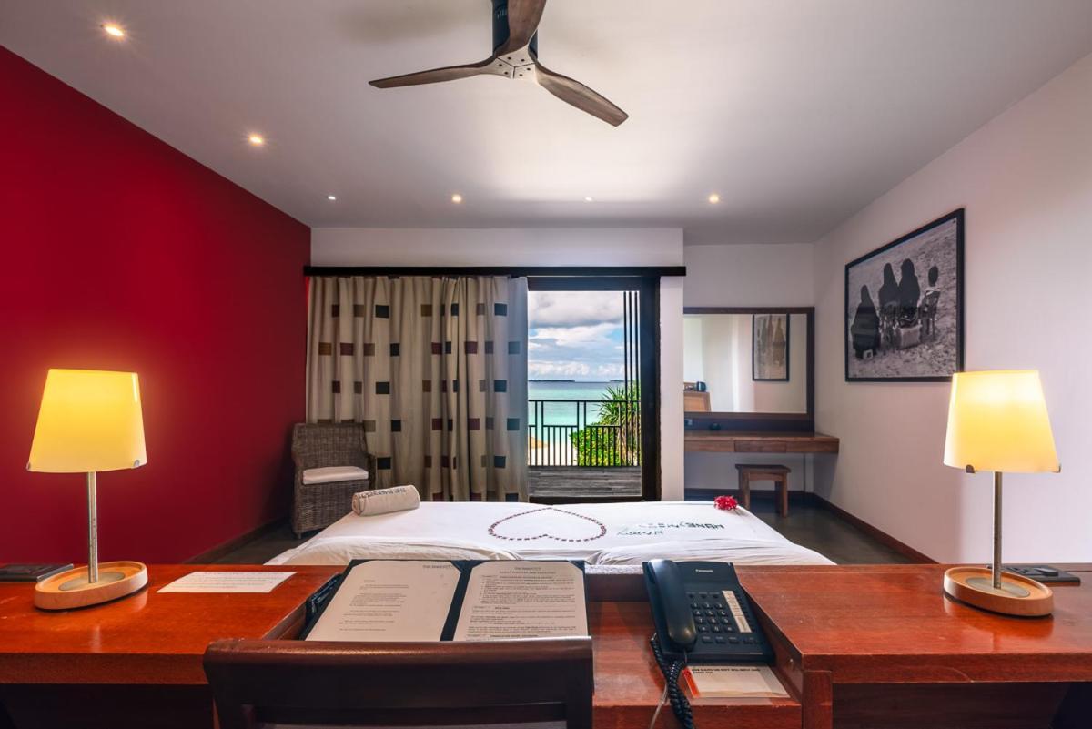 The Barefoot Eco Hotel Hanimaadhoo Island Exterior foto